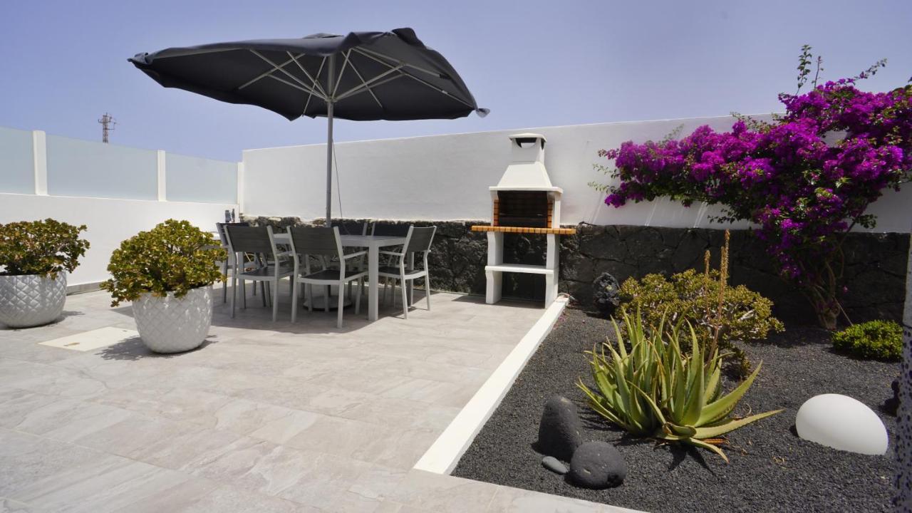 Villa Patricia Playa Blanca Extérieur photo
